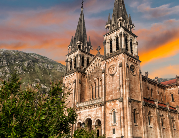 PEREGRINACIÓN A SANTUARIOS MARIANOS CON GARABANDAL 